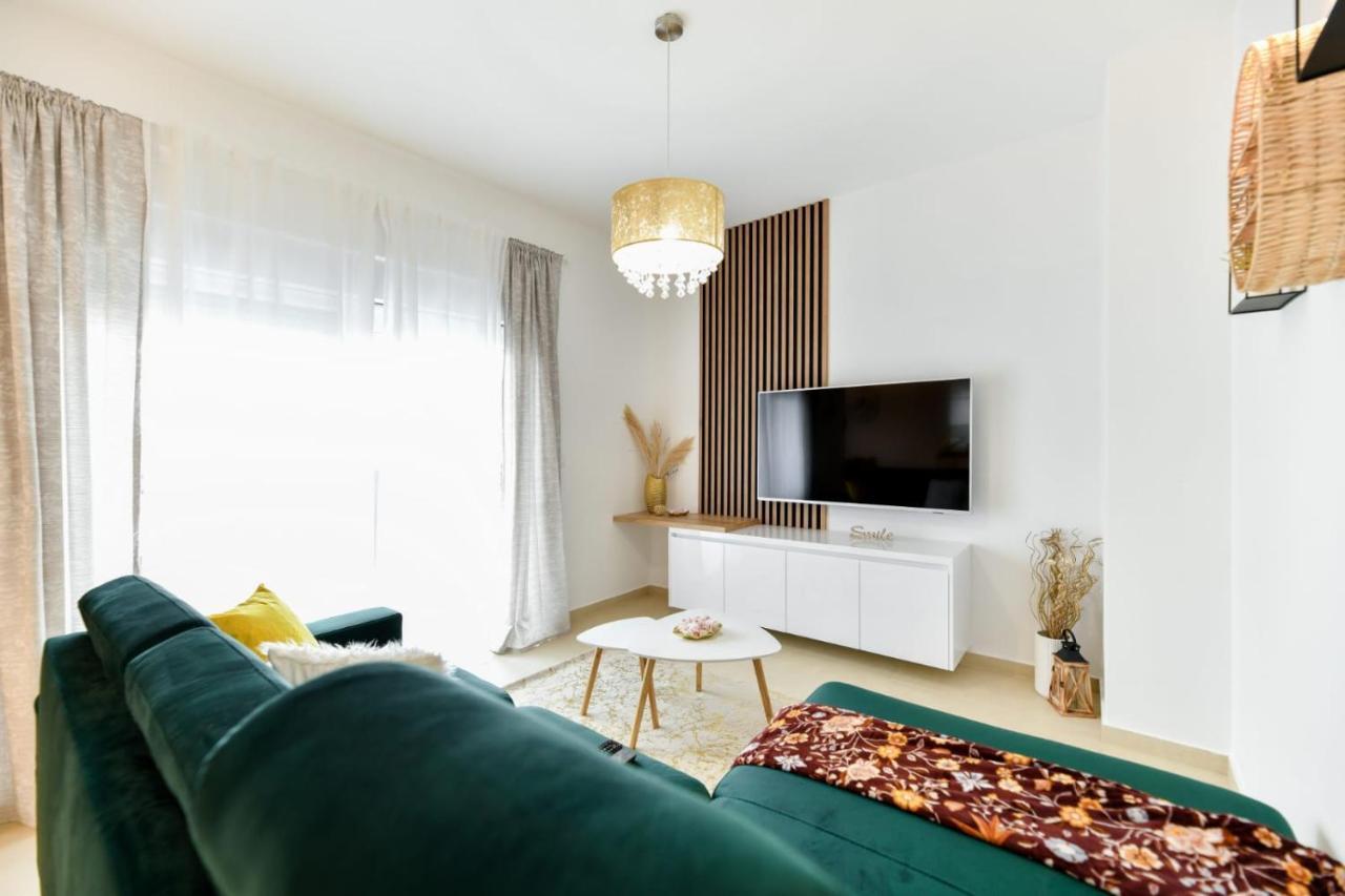 Family Apartment Amare Zadar Bagian luar foto